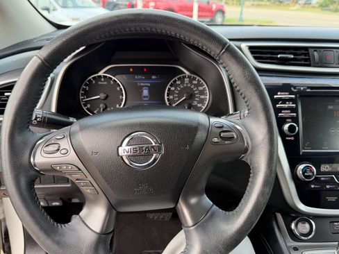 Used 2019 Nissan Murano SV w/ Cargo Package FWD image 17