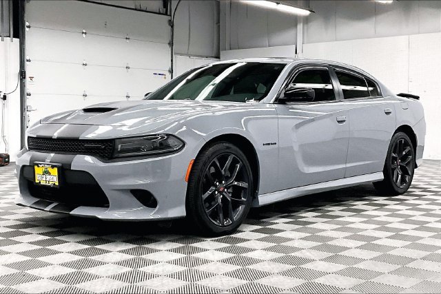 Used 2022 Dodge Charger R/T w/ Blacktop Package RWD image 13