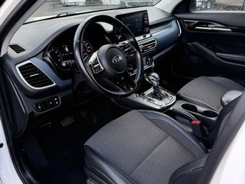 Used 2021 Kia Seltos S image 14