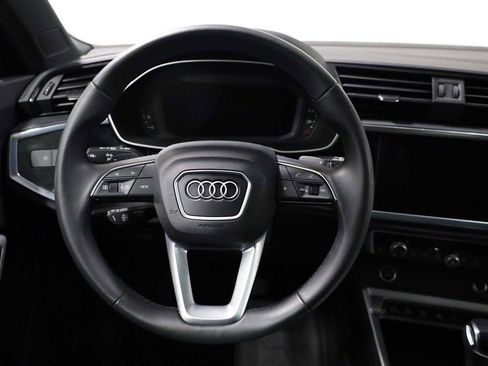 Certified 2025 Audi Q3 2.0T Premium w/ Convenience Package image 24