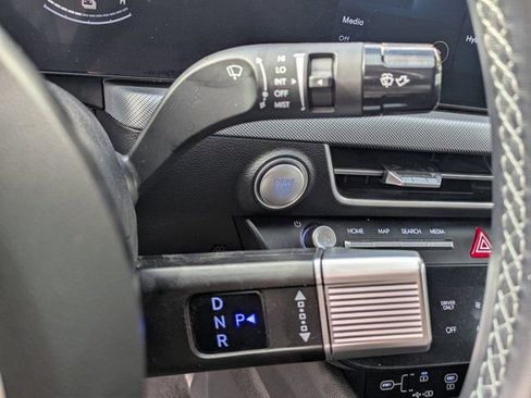 Used 2025 Hyundai Sonata SEL image 18