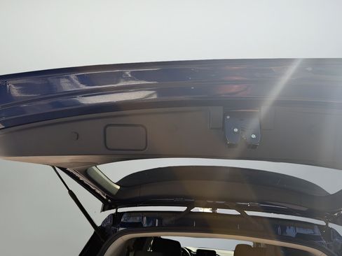 Certified 2024 Nissan Pathfinder SV FWD image 23