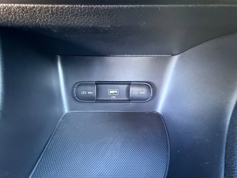 Used 2021 Kia Sportage LX image 21