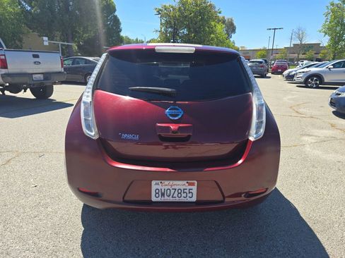 Used 2016 Nissan Leaf SL w/ Premium Package FWD image 6