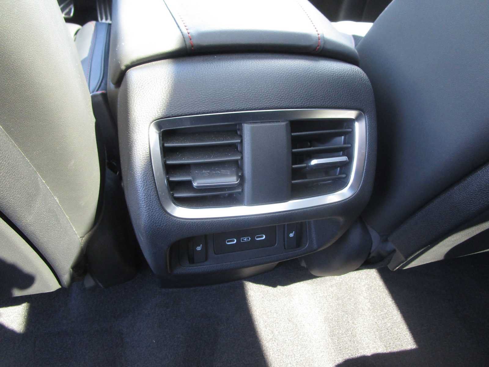 Certified 2024 Acura RDX w/ Advance Package AWD/4WD image 11