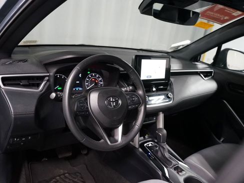 Used 2024 Toyota Corolla Cross AWD Hybrid image 7