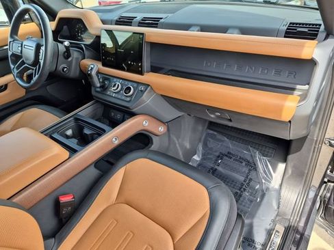 Used 2024 Land Rover Defender 110 X AWD/4WD image 20