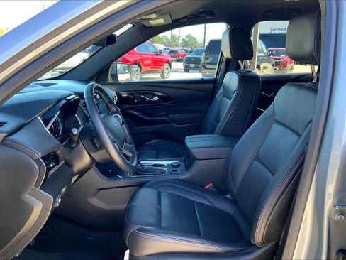 Certified 2023 Chevrolet Traverse RS image 8