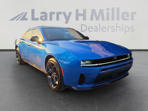 New 2026 Dodge Charger R/T AWD/4WD image 7