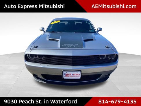 Used 2015 Dodge Challenger R/T Plus RWD image 2