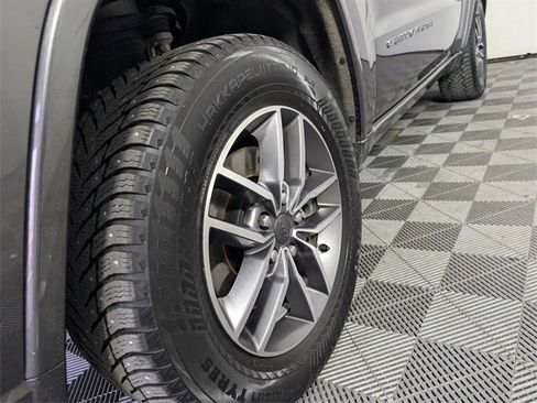 Used 2021 Jeep Grand Cherokee Overland image 9