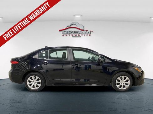 Used 2025 Toyota Corolla LE FWD image 17
