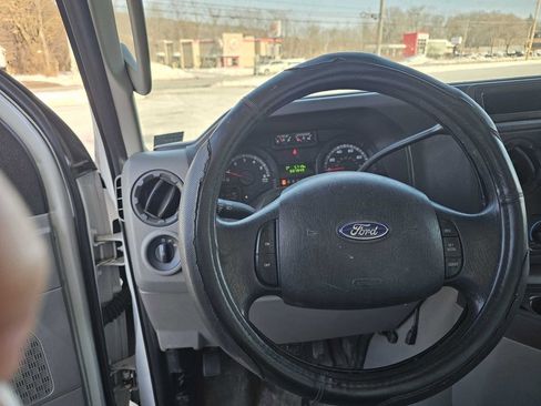 Used 2012 Ford E-350 and Econoline 350 Super Duty w/ PWR Locks & Windows Group image 7