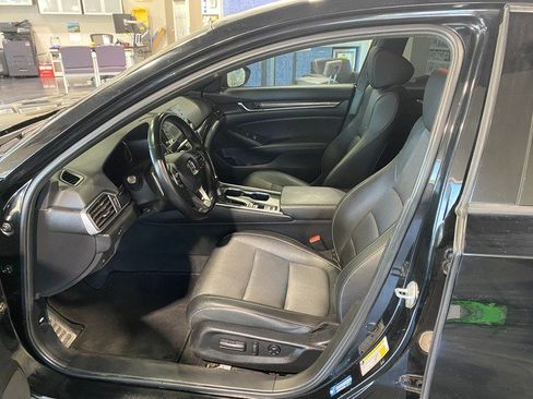 Used 2021 Honda Accord Sport image 12
