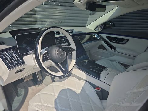 Used 2022 Mercedes-Benz Maybach S 580 4MATIC image 4