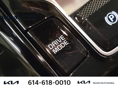 Certified 2023 Kia Carnival EX image 33