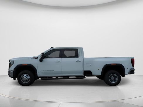 Used 2025 GMC Sierra 3500 SLE w/ SLE Value Package AWD/4WD image 8
