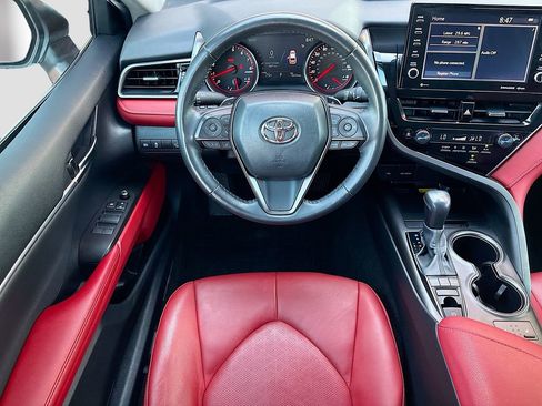 Used 2024 Toyota Camry XSE FWD image 10