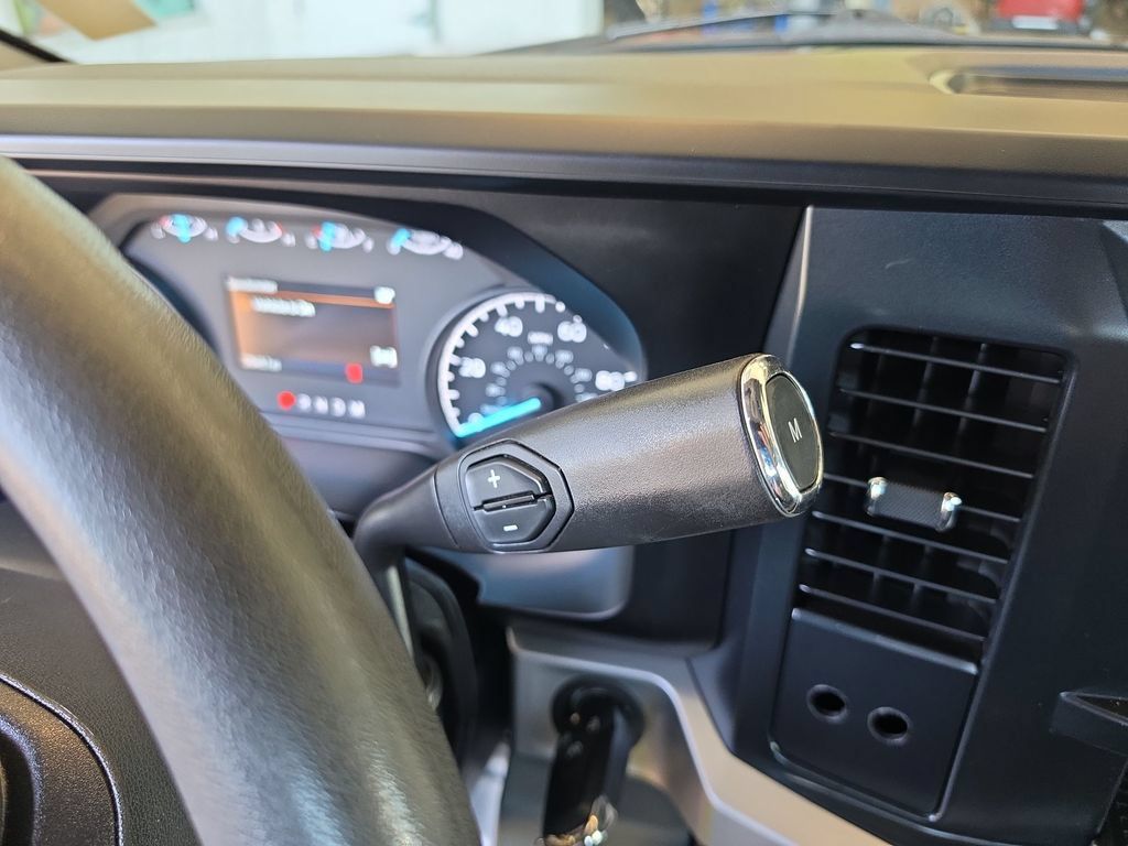 Used 2023 Ford F350 XLT w/ 360-Degree Camera Package AWD/4WD image 15