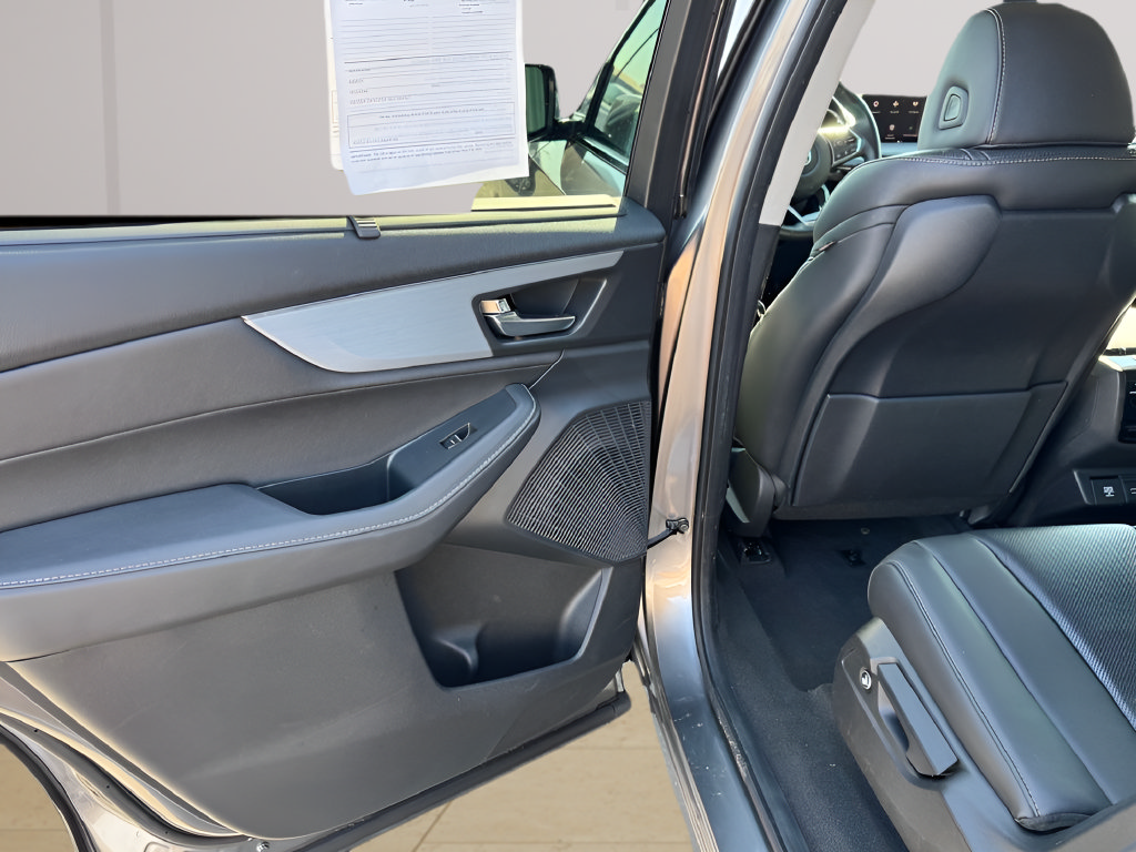 Used 2023 Acura MDX w/ Technology Package AWD/4WD image 31