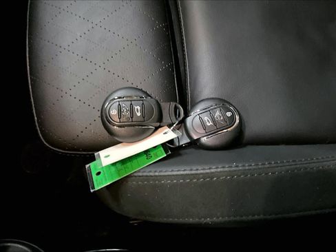 Used 2024 MINI Cooper S image 14