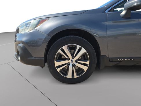 Used 2019 Subaru Outback 2.5i Limited w/ Popular Package #2 AWD/4WD image 9