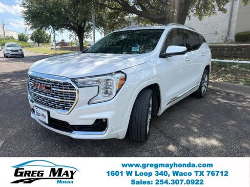 Used 2024 GMC Terrain Denali AWD/4WD image 8