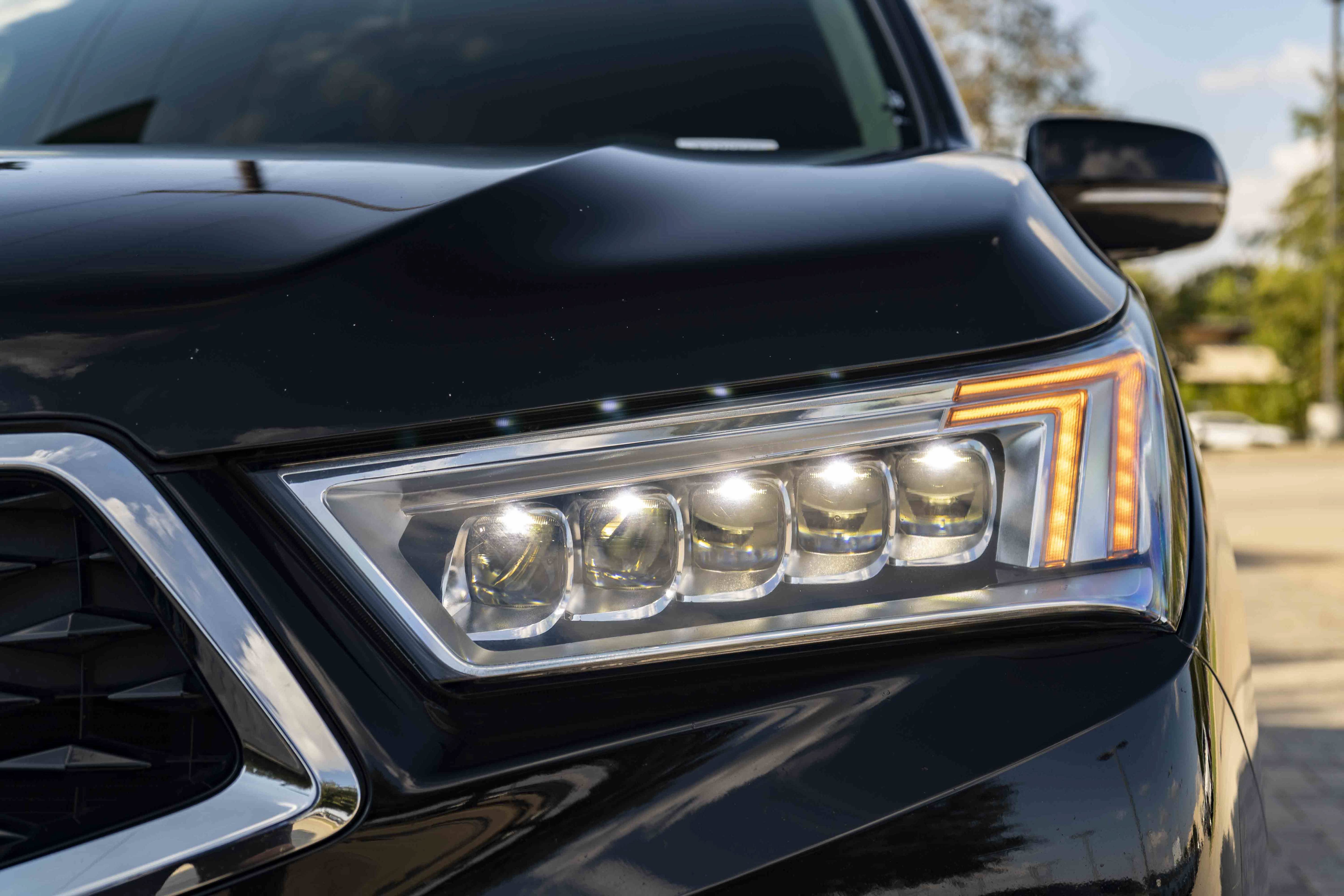 Used 2018 Acura MDX w/ Advance Package FWD image 10