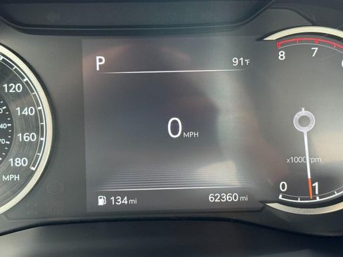 Used 2023 Genesis G70 2.0T AWD/4WD image 18