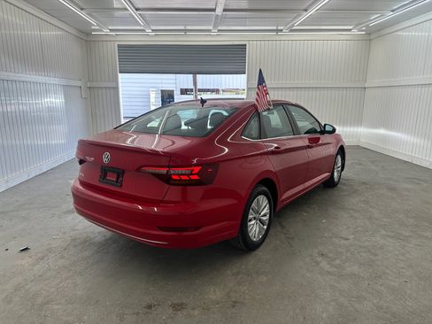 Used 2019 Volkswagen Jetta SE image 5