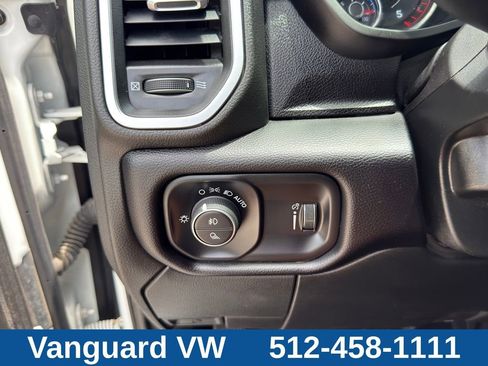Used 2024 RAM 2500 Big Horn AWD/4WD image 24