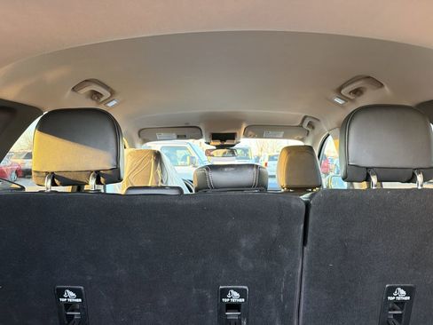 Certified 2020 Ford Escape Titanium image 4