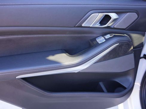 Certified 2023 BMW X7 M60i w/ Executive Package image 8