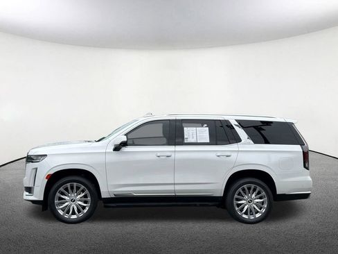 Certified 2024 Cadillac Escalade Premium Luxury AWD/4WD image 18