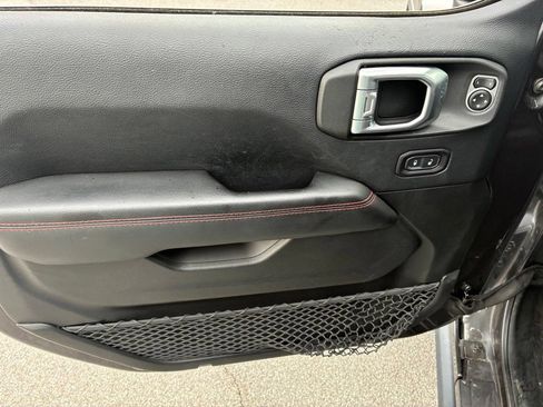 Used 2018 Jeep Wrangler Unlimited Rubicon w/ Uconnect 4C Nav & Sound Group AWD/4WD image 20