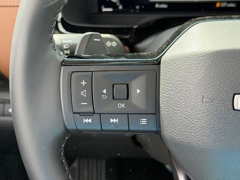 New 2026 Nissan Pathfinder Platinum AWD/4WD image 13