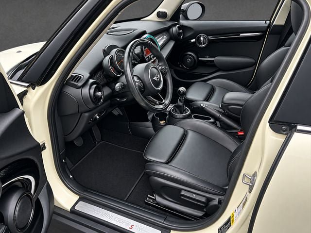 Used 2016 MINI Cooper S FWD image 3
