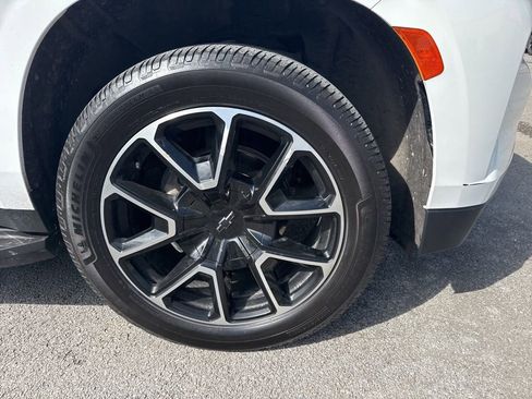 Used 2021 Chevrolet Tahoe RST w/ Luxury Package image 4