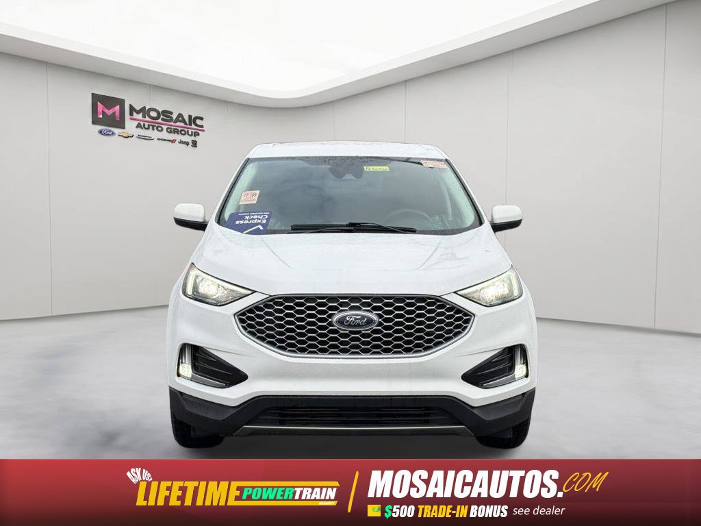 Used 2024 Ford Edge SEL w/ Convenience Package AWD/4WD image 2