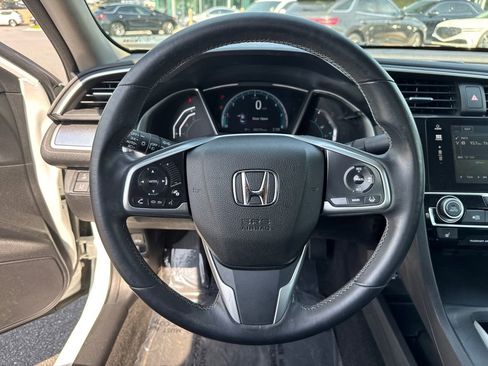 Used 2017 Honda Civic Touring image 24