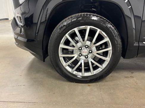 New 2026 GMC Terrain Denali w/ LPO, Floor Liner Package AWD/4WD image 8