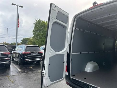 New 2026 Mercedes-Benz Sprinter 2500 image 24