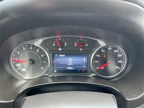 Certified 2024 GMC Terrain SLE w/ Driver Convenience Package image 12