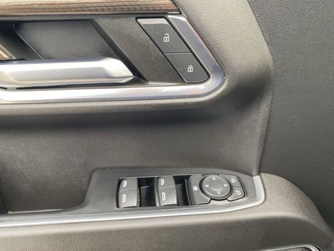 Used 2023 Chevrolet Silverado 1500 LT image 19