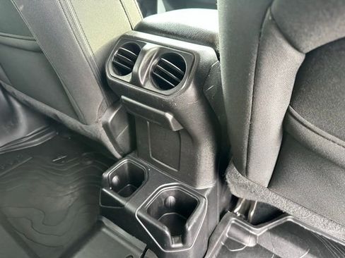 Used 2020 Jeep Wrangler Unlimited Sport image 31