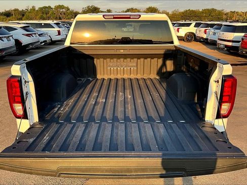 Used 2024 GMC Sierra 1500 Elevation image 36