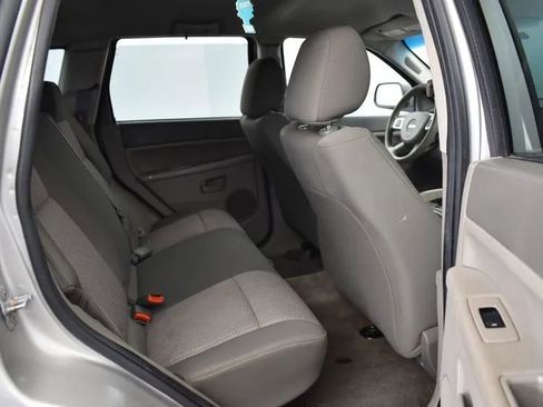 Used 2008 Jeep Grand Cherokee Laredo image 18