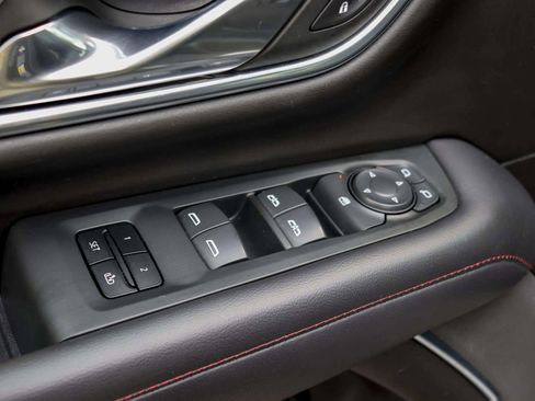 Used 2021 Chevrolet Tahoe RST image 15