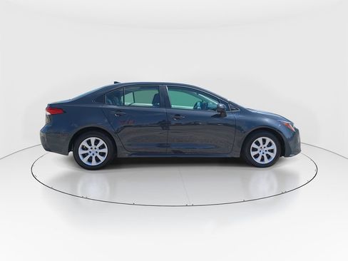 Used 2025 Toyota Corolla LE FWD image 9