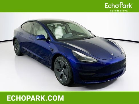 Used 2022 Tesla Model 3 Long Range image 1